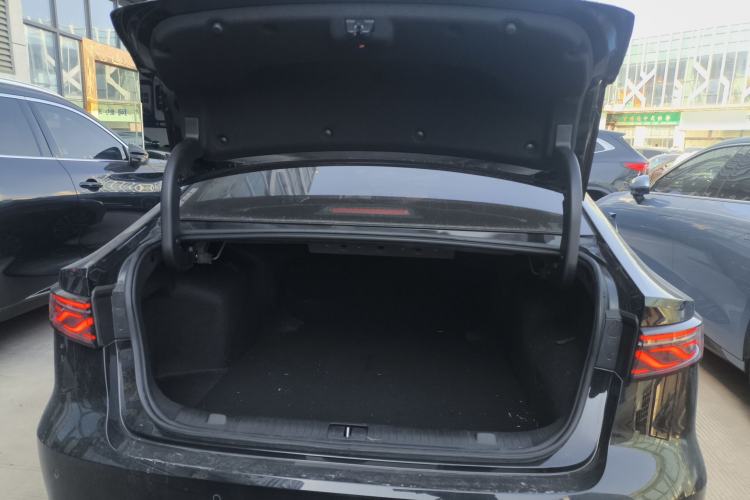 Used Chery Fengyun A8L 2025 1.5 TGDI 145 km Comfort Version
