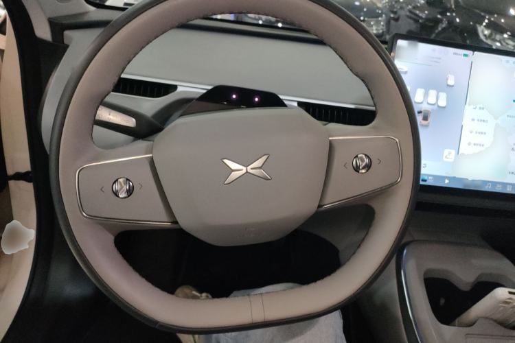 Used XPeng MONA M03 2024 620 with Ultra-Long Range
