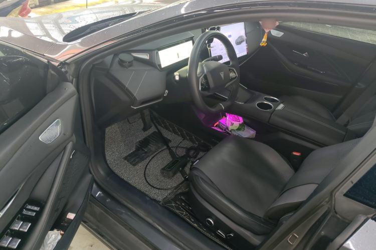 Used  SL03 2025 Pure Electric Elite Model
