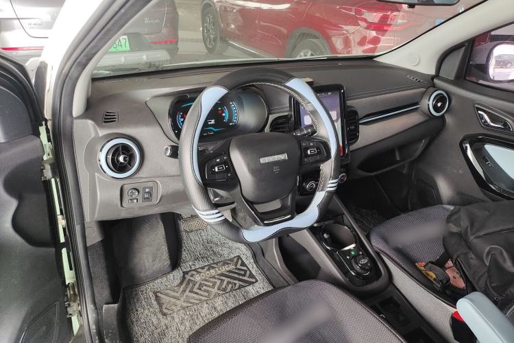 Used Chery Little Ant 2022 Revised Version Sweet Pink Edition Half-Sugar Version Lithium Iron Phosphate 30.7 kWh 30 kW 301 km
