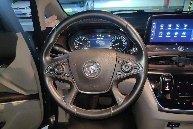 Used Buick GL8 2022 Land Executive Class 652T Prestige Model