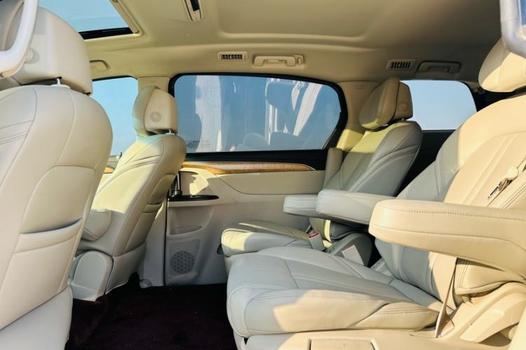 Used Buick GL8 2018 ES 28T Comfort Model China VI Standard
