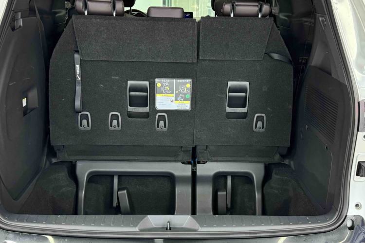 Used Toyota Sienna 2021 2.5L Hybrid Platinum Edition