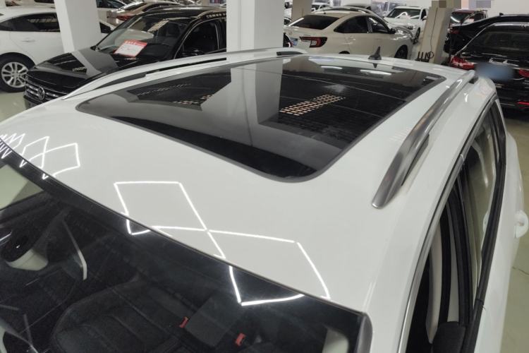 Used Volkswagen Tayron 2022 330TSI Two-Wheel Drive Luxury Smart Connectivity Version
