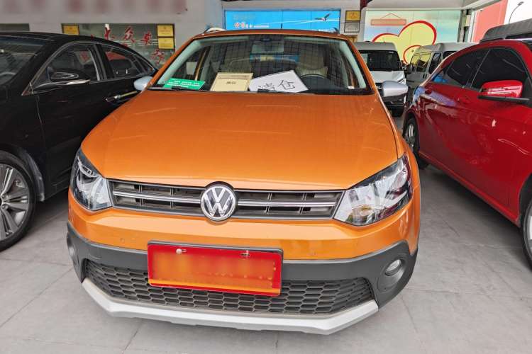 Used Volkswagen Polo 2014 1.6L Cross Polo Automatic
