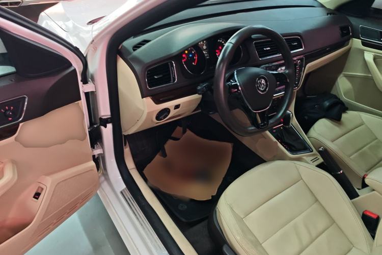 Used Volkswagen Lavida 2015 230TSI DSG Comfort Edition