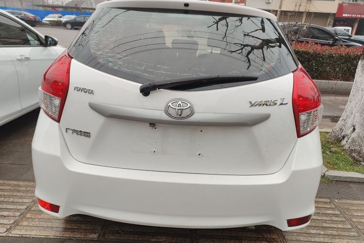 Used Toyota YARiS L 2015 1.5E Automatic Charm Edition