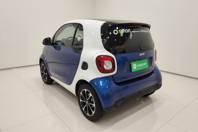 Used  fortwo 2015 1.0L 52 kW Hardtop Passion Edition
