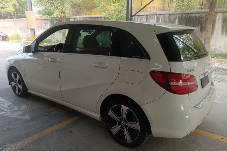 Used Mercedes-Benz B-Class 2018 B 200 Fashion Model
