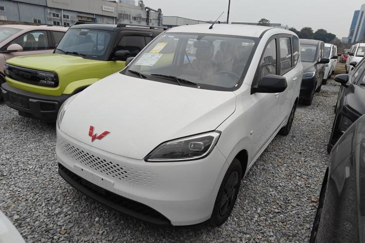 Used Wuling Hongguang New Energy 2025 Extended-Range Hybrid 50KM Comfort Version