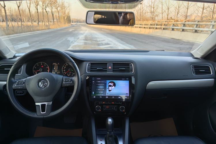 Used Volkswagen Sagitar 2014 Revised Version 1.4TSI Automatic Luxury Edition