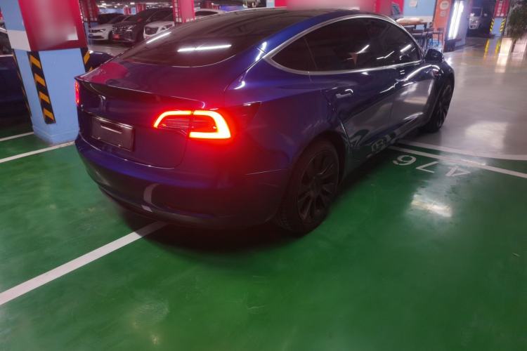 Used Tesla Model 3 2019 Long-Range Rear-Wheel-Drive Version
