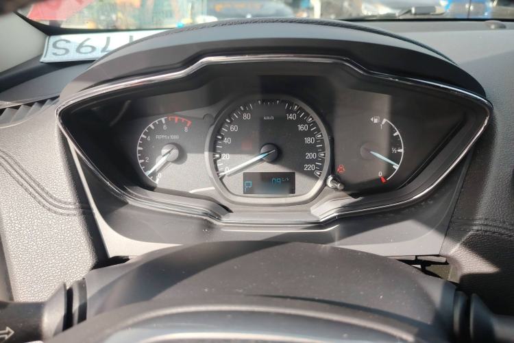 Used Ford Escort 2017 Happiness Edition 1.5L Automatic Fashion Version
