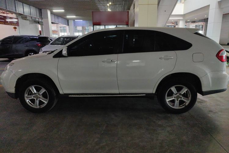 Used BYD S6 2014 2.0L Manual Luxury 5-Seater