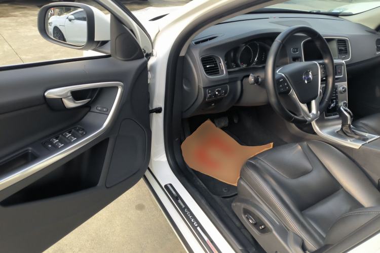 Used Volvo S60 2017 S60L T4 Smart Range Edition