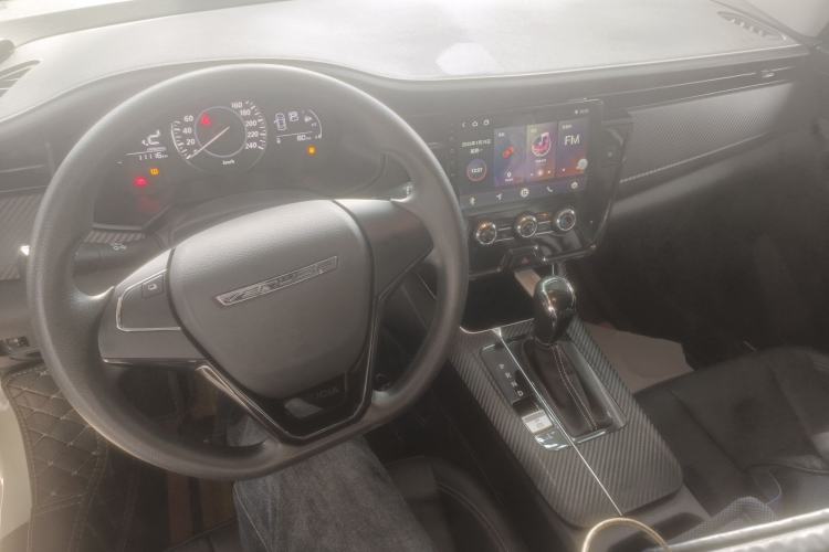 Used Venucia D60 2023 PLUS 1.6L XE CVT Trendy Edition