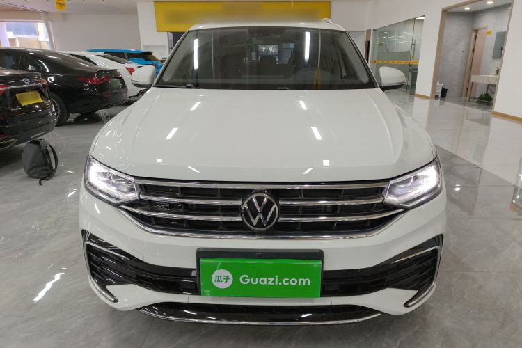 Used Volkswagen Tiguan L 2024 Outstanding Model 330TSI Automatic Two-Wheel Drive R-Line Dragon Glory Edition
