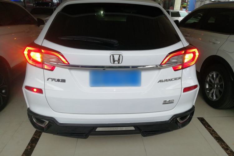 Used Honda Avancier 2017 240TURBO Two-Wheel Drive Premium Edition
