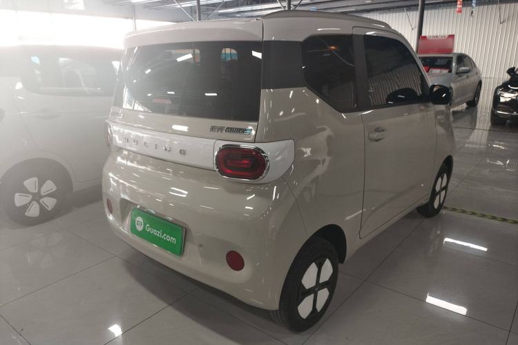 Used Wuling Hongguang MINIEV 2024 3rd Generation 215km Advanced Version
