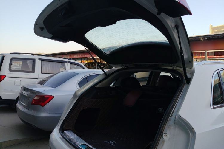 Used Zotye SR7 2016 1.5T Manual Cube Heart Edition China IV Standard
