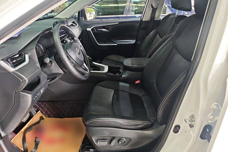 Used Toyota RAV4 2023 2.0L CVT Two-Wheel Drive Fashion Edition
