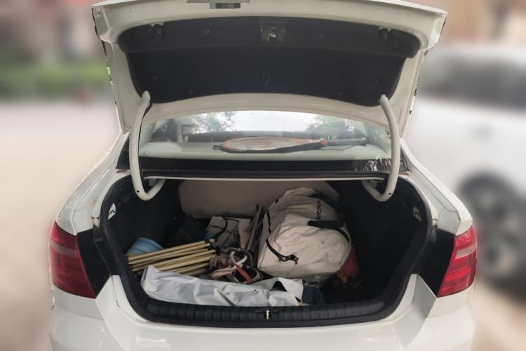 Used Volkswagen Bora 2013 1.6L Manual Fashion Edition