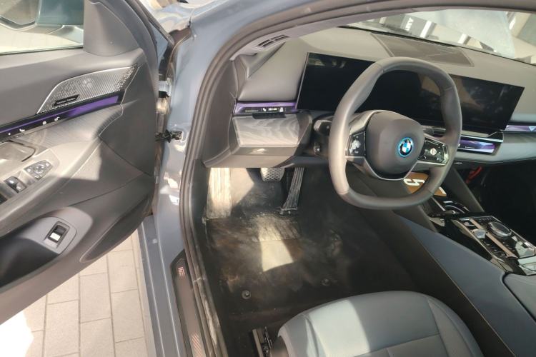 Used BMW i5 2024 eDrive 35L Prestige Luxury Package