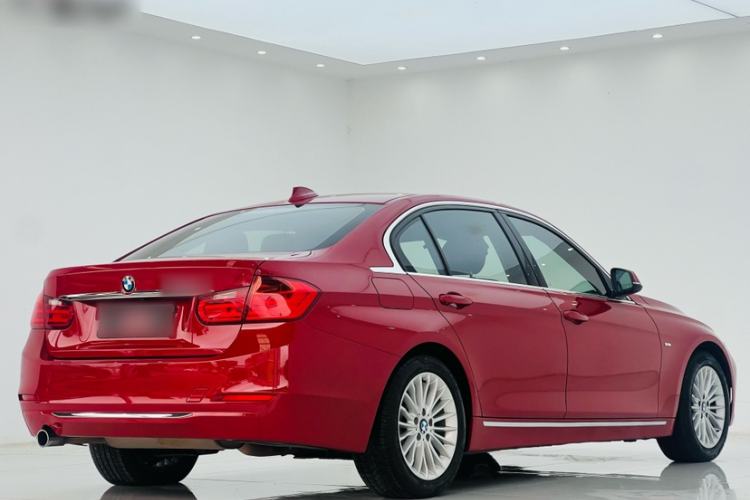 Used BMW 3 Series 2014 320Li Luxury Design Package
