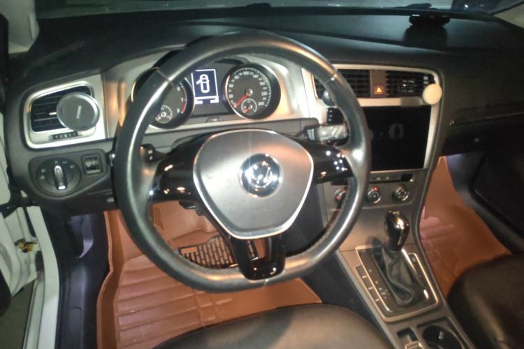 Used Volkswagen Golf 2014 1.4TSI Automatic Comfort Model