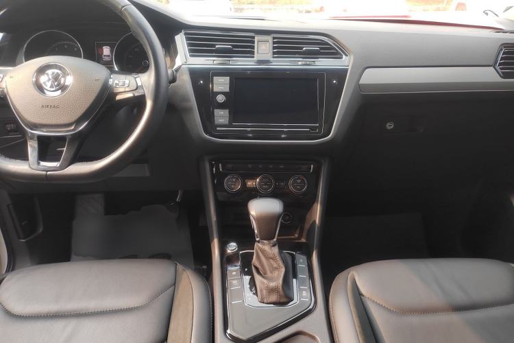 Used Volkswagen Tiguan L 2019 330TSI Automatic Two-Wheel Drive Panoramic Comfort Edition China VI Standard