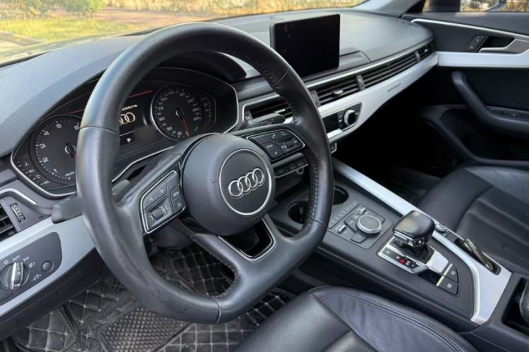 Used Audi A4L 2019 45 TFSI quattro Individual Sport Edition China V
