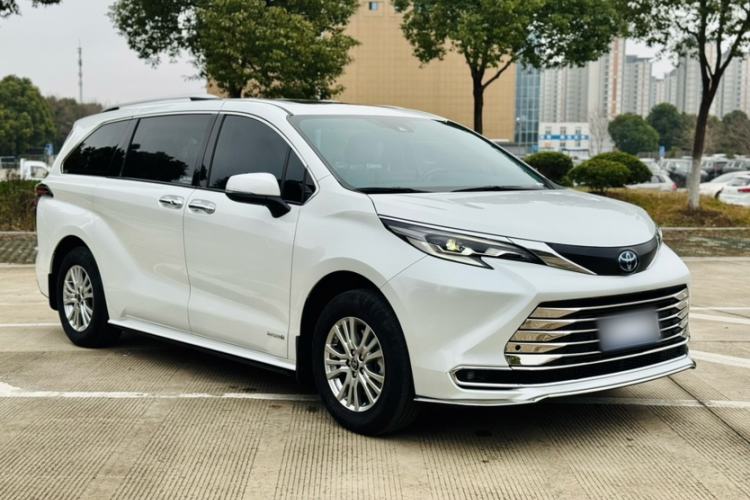 Used Toyota Sienna 2021 2.5L Hybrid Comfort Edition