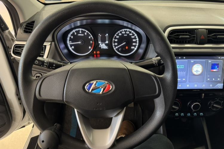 Used Hyundai Verna 2017 1.4L Manual Refreshed Version China V Standard
