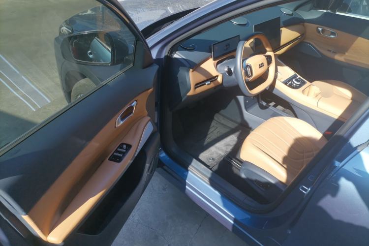 Used  Galaxy Xingjian 7 EM-i 2025 120km Flagship Edition
