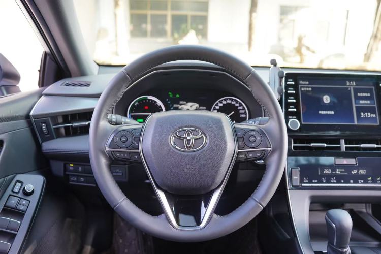 Used Toyota Avalon 2019 Dual-Engine 2.5L Luxury Edition China VI Standard
