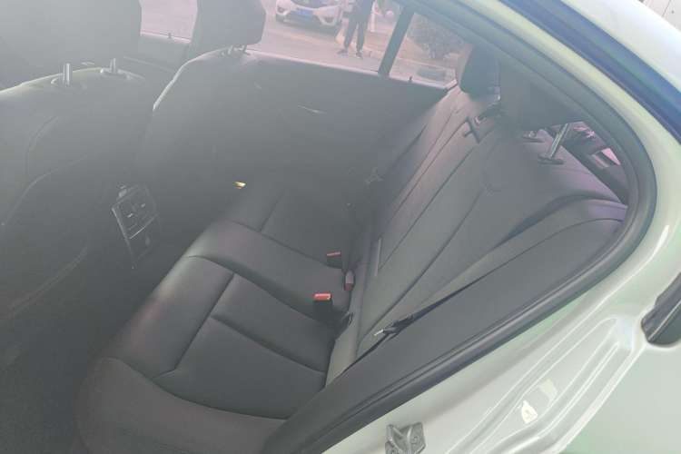 Used BMW 3 Series 2017 318i Fashion Model