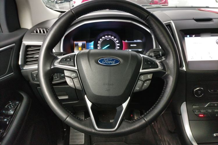 Used Ford Edge 2018 EcoBoost 245 Two-Wheel-Drive Titanium 7-Seater China V Standard