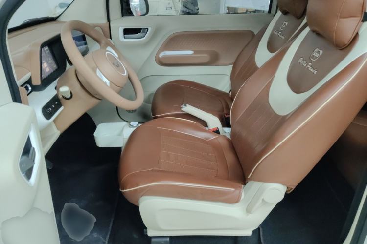 Used Wuling Hongguang MINIEV 2024 3rd Generation 215km Advanced Version
