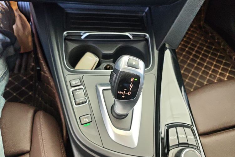 Used BMW 3 Series 2018 320Li Fashion Model
