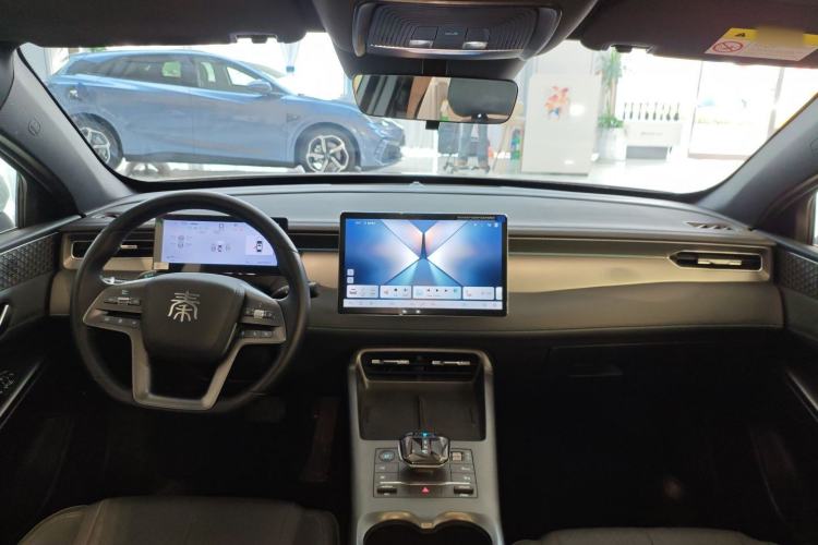 Used BYD Qin PLUS 2025 DM-i Smart Drive 120KM Superior Model
