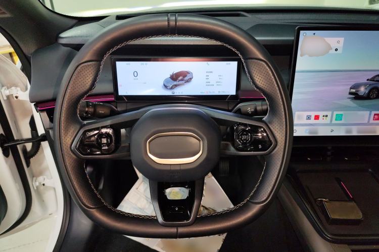 Used Lynk & Co 07 2024 EM-P 126 Long-Range Ultra
