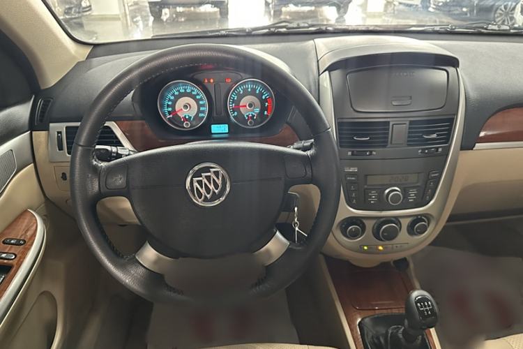 Used Buick Excelle 2013 1.5L Manual Luxury Model
