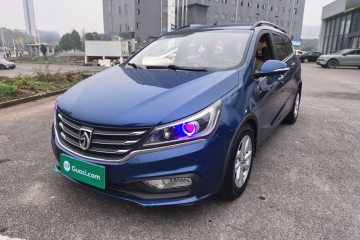 Used Baojun 310W 2017 1.5L Manual Fashion Model China V