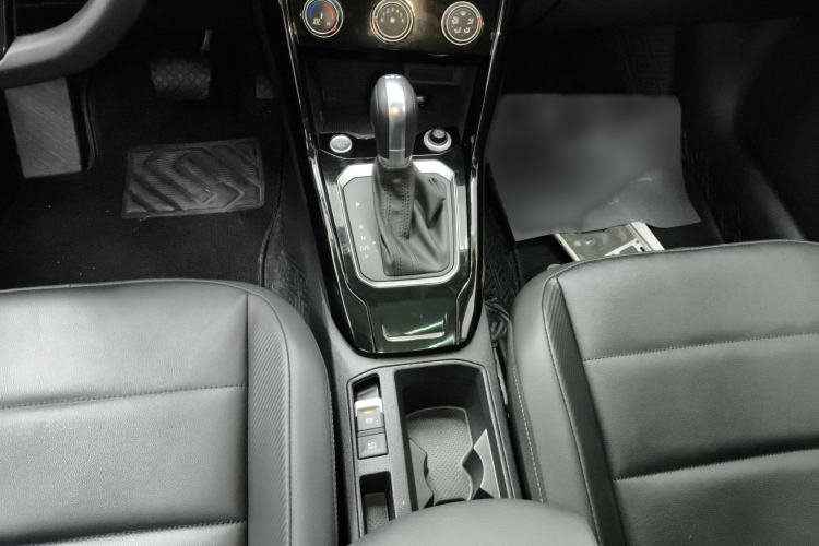 Used Volkswagen T-ROC 2020 280TSI DSG Two-Wheel Drive Comfort Version
