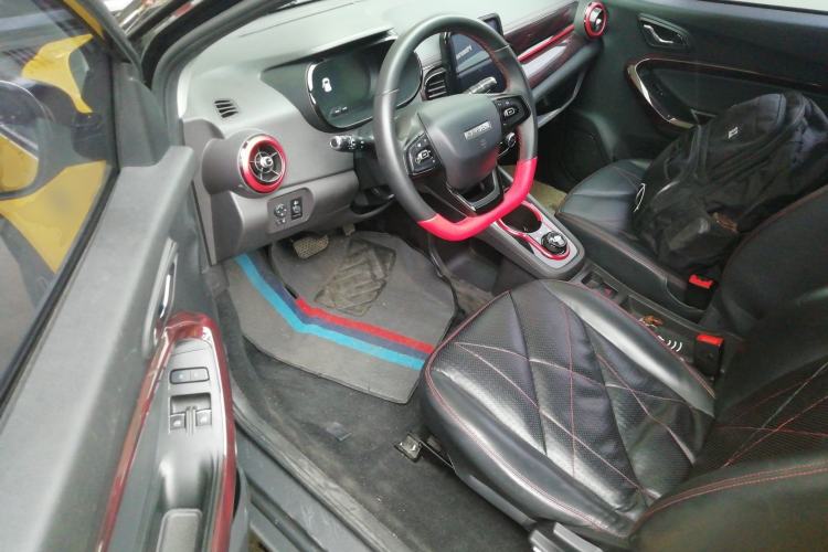 Used Chery Little Ant 2022 Revised Version Sweet Pink Edition Half-Sugar Version Lithium Iron Phosphate 30.7 kWh 30 kW 301 km