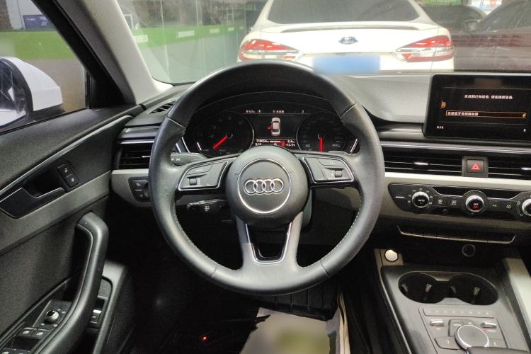 Used Audi A4L 2019 40 TFSI Ambition China VI