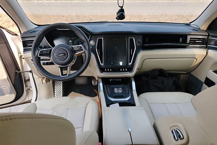 Used Zotye T700 2017 1.8T Dual-Clutch Prestige Model
