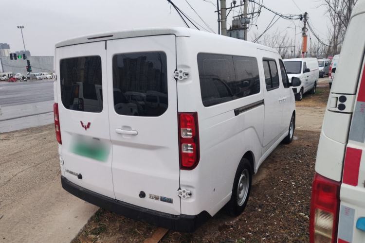 Used Wuling Yangguang 2025 Model 400km Bus Edition—Comfort Edition

