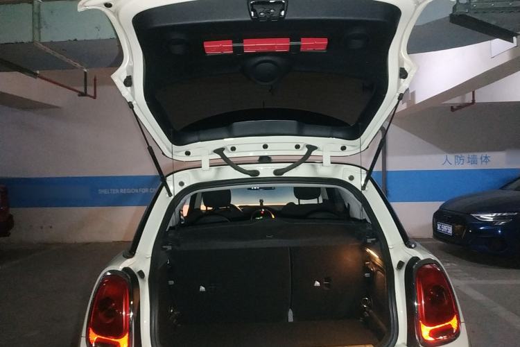 Used  MINI 2016 1.5T COOPER
