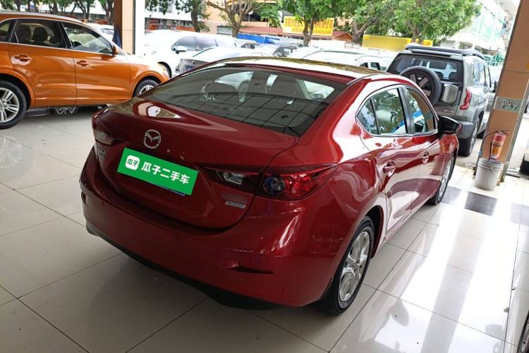 Used Mazda Mazda 3 Axela 2016 Sedan 1.5L Automatic Comfort Model
